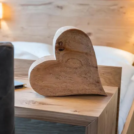 Weningeralm Aparthotel 3*